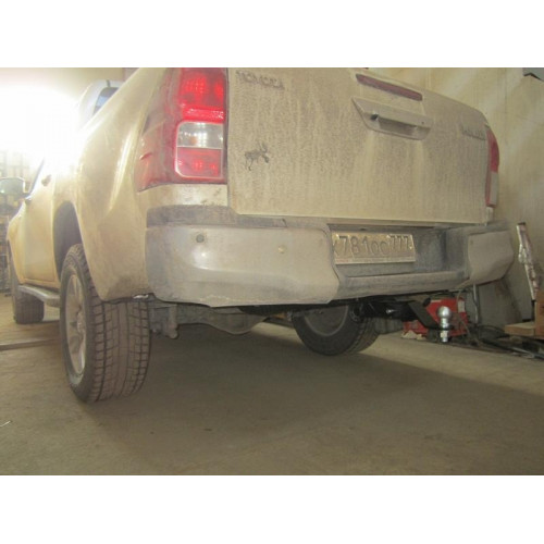Фаркоп Бизон на TOYOTA Hilux 2015- (AN120) Revo Арт. FA 0971-E(A-K)